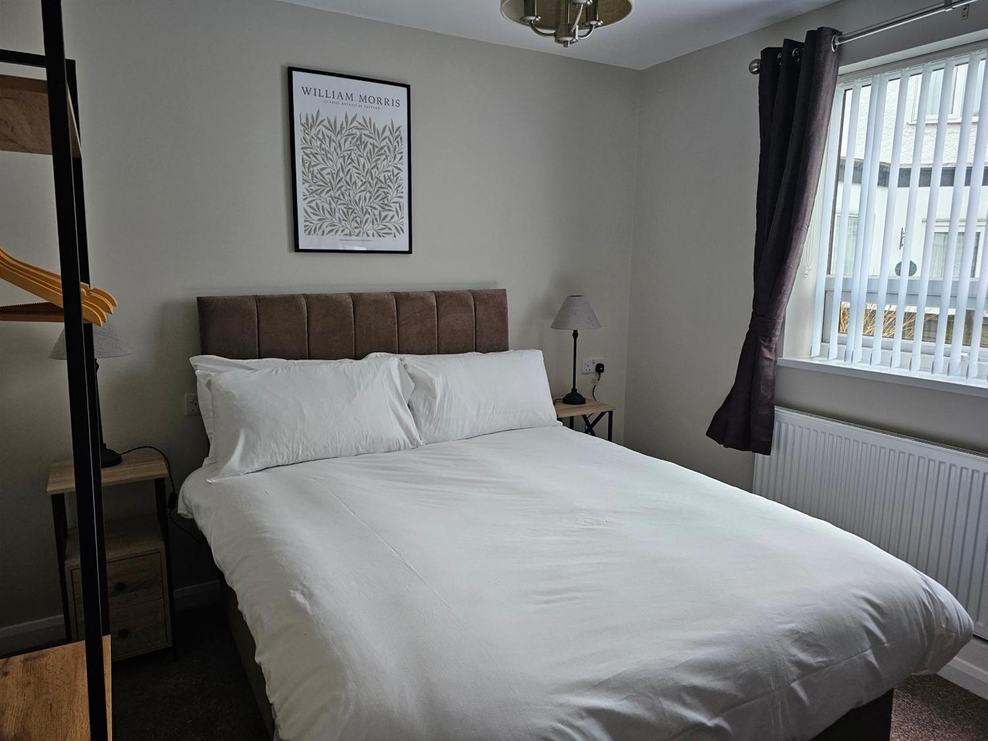 The Ivernia Hotel Скегнес Екстериор снимка