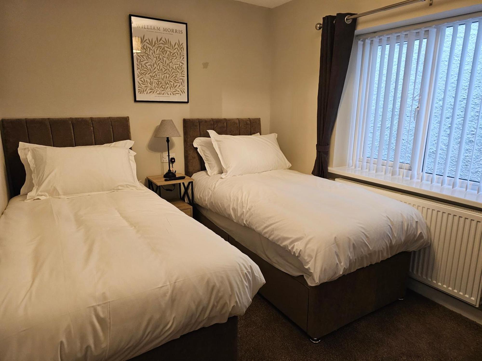 The Ivernia Hotel Скегнес Екстериор снимка