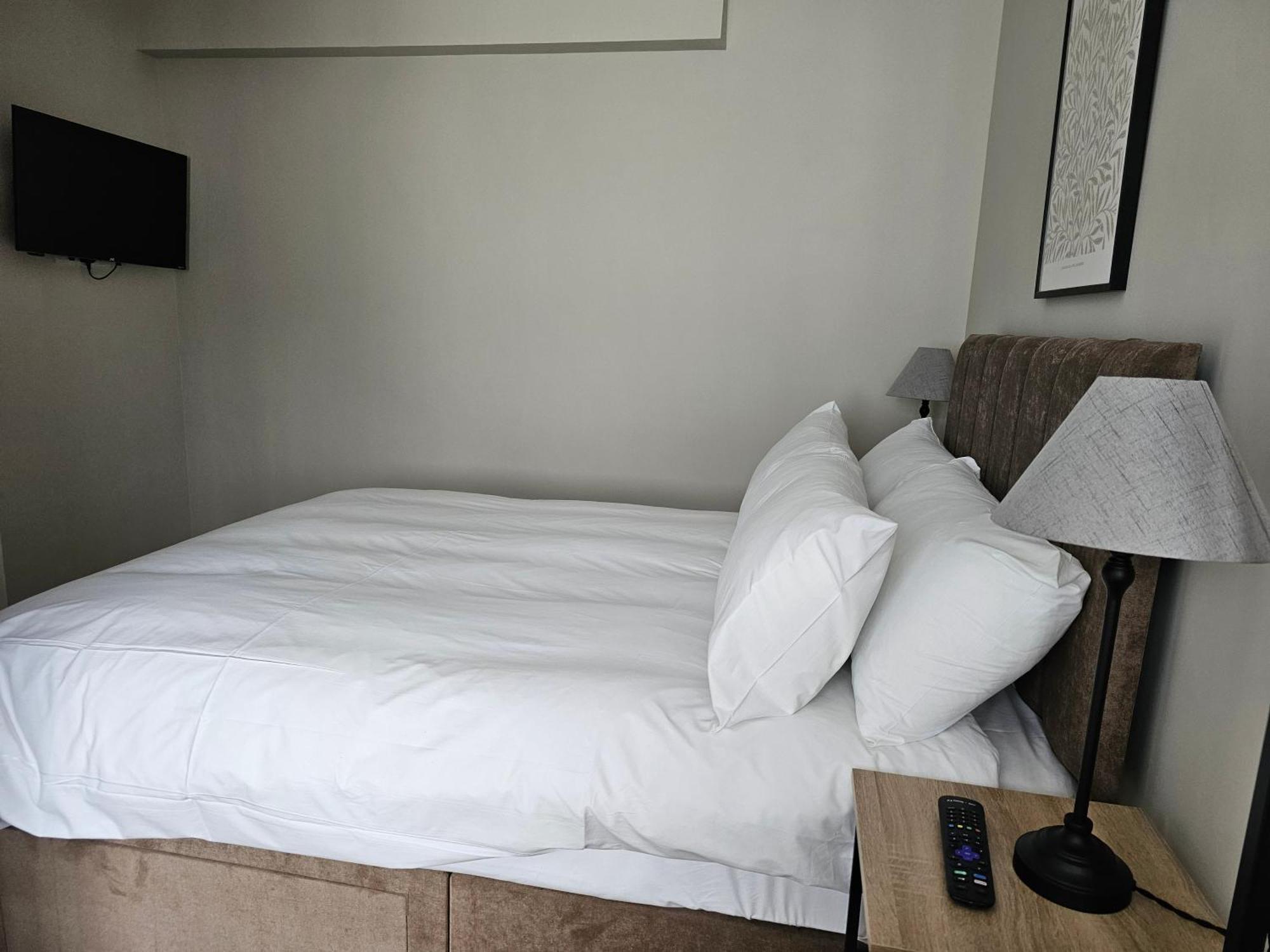 The Ivernia Hotel Скегнес Екстериор снимка