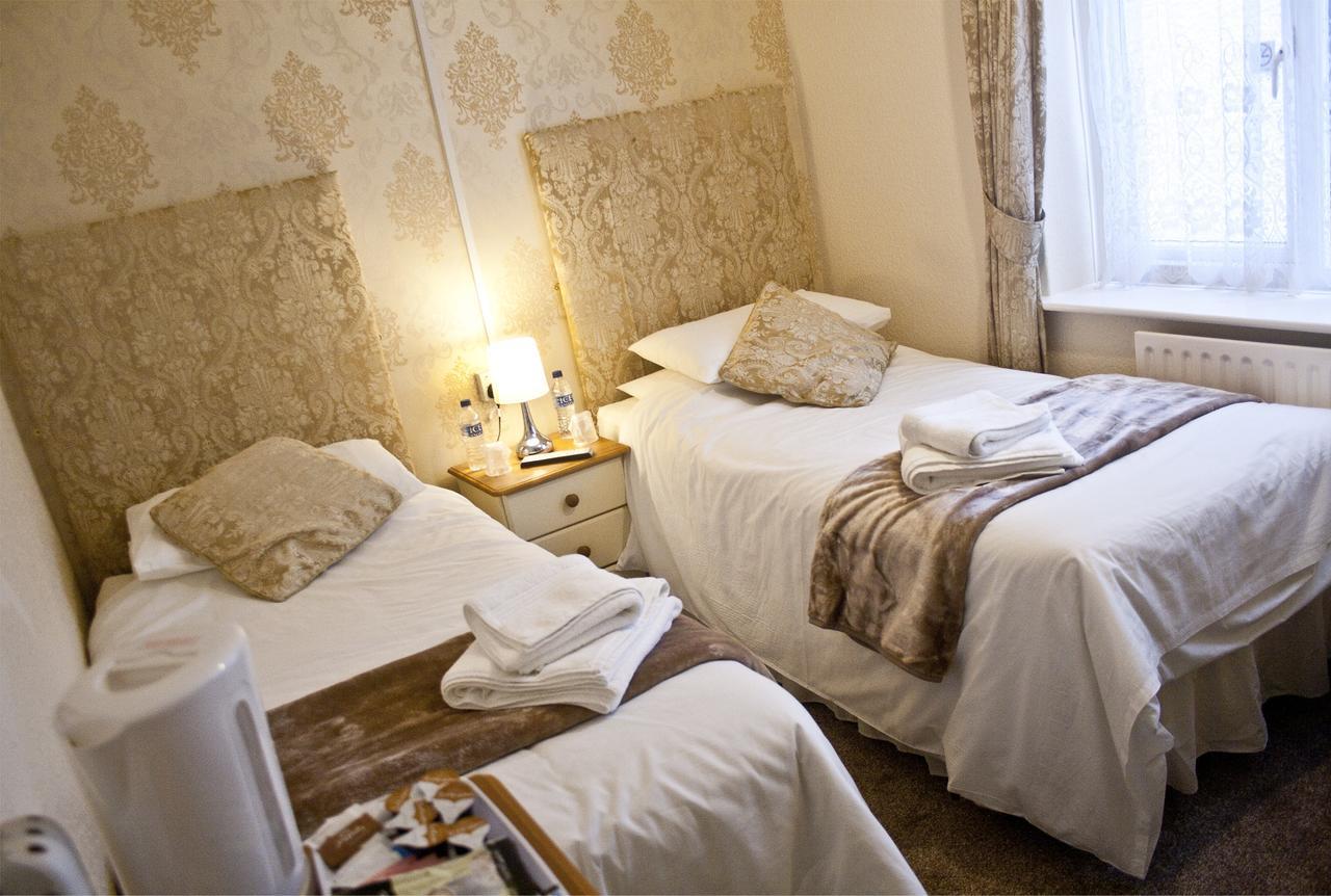 The Ivernia Hotel Скегнес Екстериор снимка