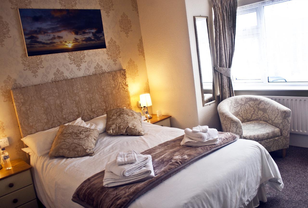 The Ivernia Hotel Скегнес Екстериор снимка